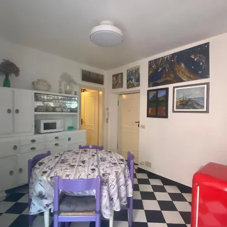 아파트 La Casa Dell'infanta - Finalborgo 피날레리구레